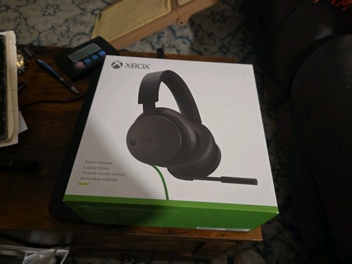 NIB & SEALED - Microsoft Stereo Headset for Xbox Series # 8LI-00001 - BLACK  - Picture 1 of 5
