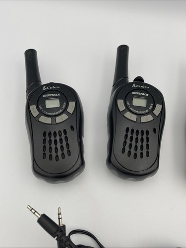 SEE⭐️VIDEO (4) Cobra MicroTalk 16-Mile Long Range Walkie Talkies Radio CXT-135 - Picture 3 of 7