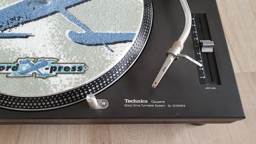 Technics SL-1210 MK2 Plattenspieler / Turntable - Bild 3 von 7