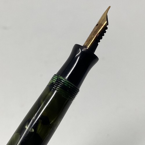 Parker parkette deluxe Green marble With nib As Is - Picture 8 of 10