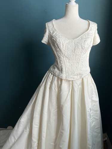 Vintage Y2K XXL Maggie Sottero 2 Piece Corset Wedding Dress - Picture 11 of 11