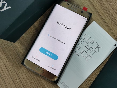 Samsung Galaxy S7 edge(G935F)Unlocked - 32 GB - 5.5" Smartphone - 第 2/11 張圖片