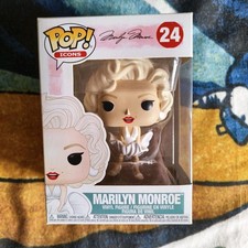 Funko Pop Marilyn Monroe #24 White Dress - Icons - Rare Vaulted vinyl Figure