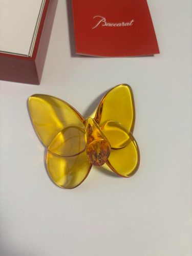Baccarat Lucky Butterfly Figurine Crystal Color Yellow - Picture 3 of 7