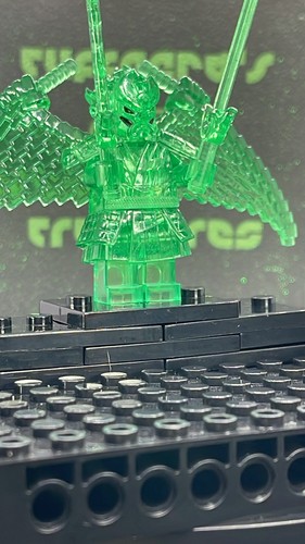 PAD bedruckt Custom LEGO NINJAGO KRISTALLISIERTE SMARAGD VARIANTE Stein Minifigur - Bild 2 von 17