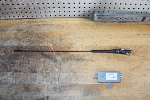 MERCEDES 05-09 R171 SLK350 SLK280 AM FM EXTERNAL ANTENNA 1718200375 OEM - Picture 2 of 11