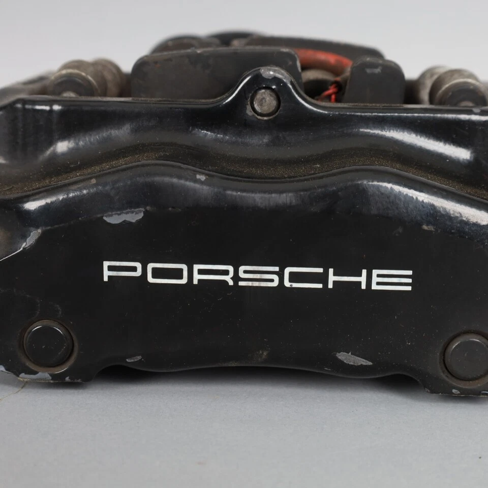 Juego de pinzas de freno delanteras Brembo negras OEM usadas Porsche 911 996 1999-2012 Foto 4 de 4