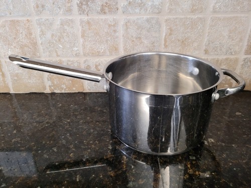 Wolfgang Puck's Cafe Collection 1 1/2 Qt Covered Pot Sauce Pan #12006 - Picture 7 of 13