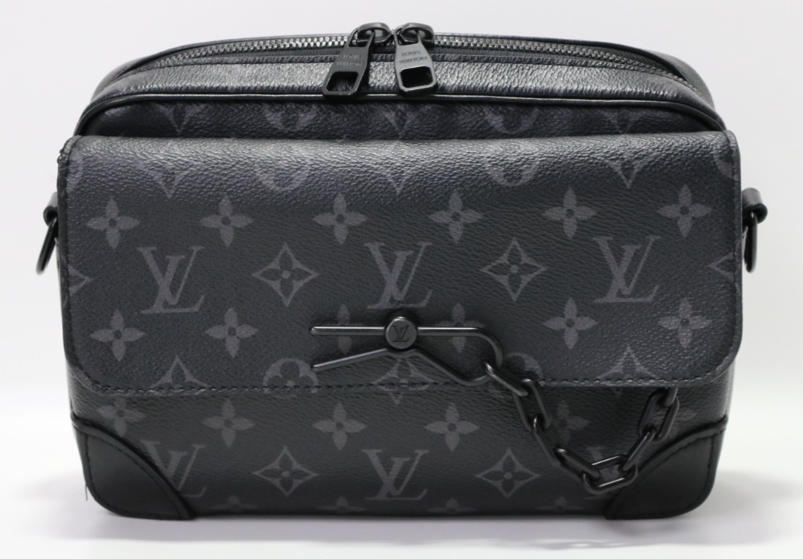 Louis Vuitton LV M46795 Steamer Messenger Monogram Eclipse Leather