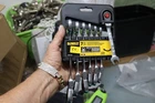 DEWALT 7-Piece Metric Ratcheting Flex Head Wrench Set DWMT74196