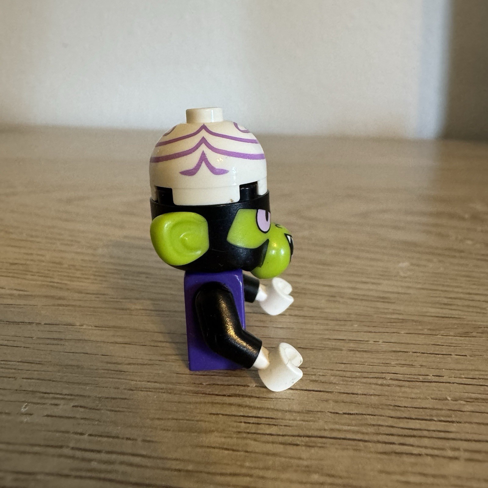Picture 2 of 9