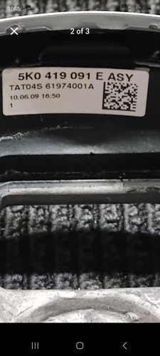 Vw Mk6 Steering Wheel - No Airbag - Picture 3 of 3
