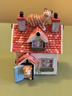 Peter Fagan/Colourbox Cats Doll's House CC930S.