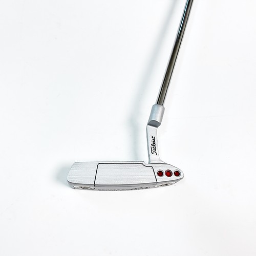 El título es Scotty Cameron Select Newport 2019 putter para diestros - 35 pulgadas - Imagen 2 de 5