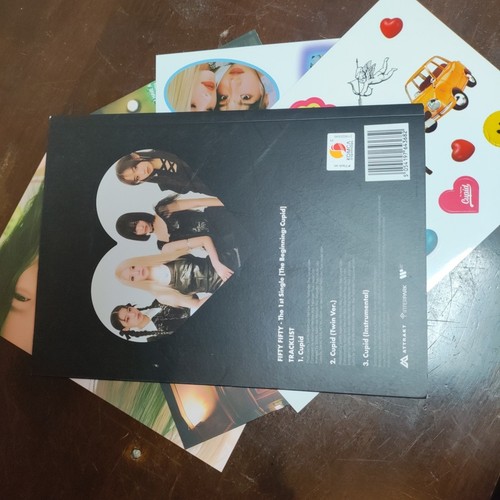 FIFTY FIFTY The Beginning: Cupid BLACK VER. (CD) US EXCLUSIVE Stickers And Book - Picture 2 of 7