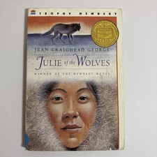 Julie of the Wolves (HarperClassics) - Paperback - GOOD