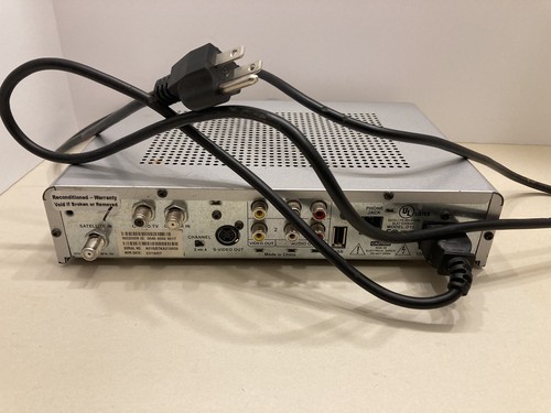 Direct TV Satellite Receiver Model D11 With Power adapter. For Parts Or Repair - Picture 2 of 2