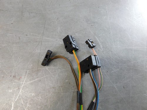 W126 380SEC 500SEC 560SEC RIGHT DOOR SEAT ADJUST SWITCH WIRING - Picture 2 of 3
