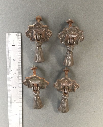 Antique Metal Cupboard Pull Handles X4 Reclaimed Salvaged - Picture 6 of 12