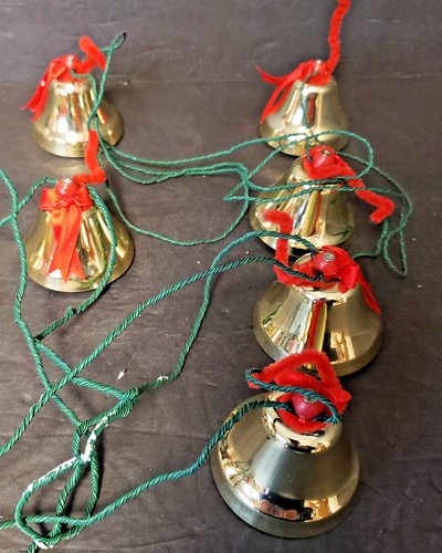Vintage Caroling Christmas Bells Ye Merry Minstrel 25 Favorite Carols Works - Picture 7 of 12