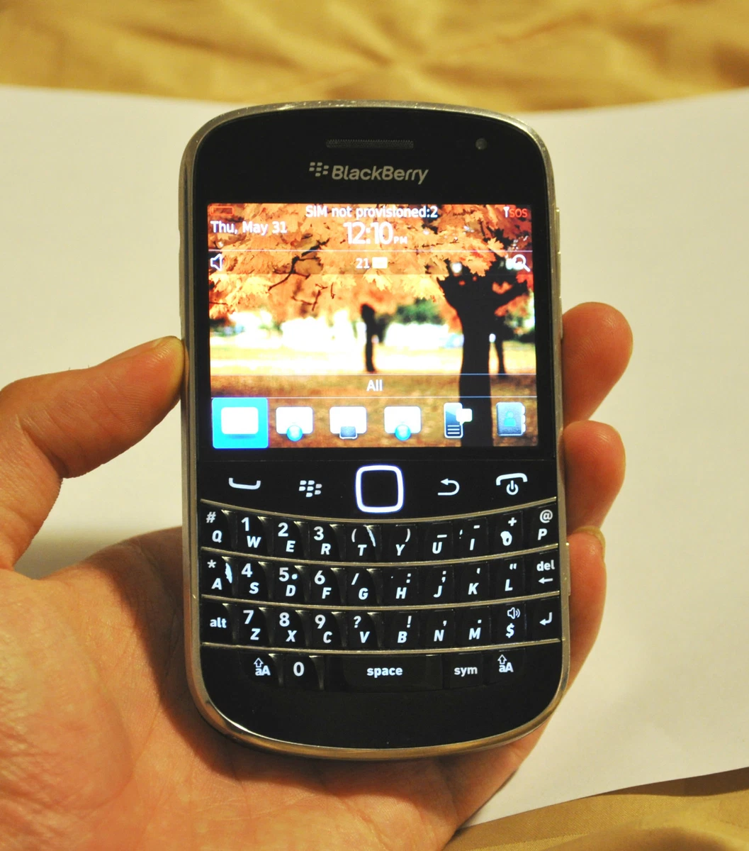 BlackBerry Bold 9900 8 GB Android Cell Phones & Smartphones for