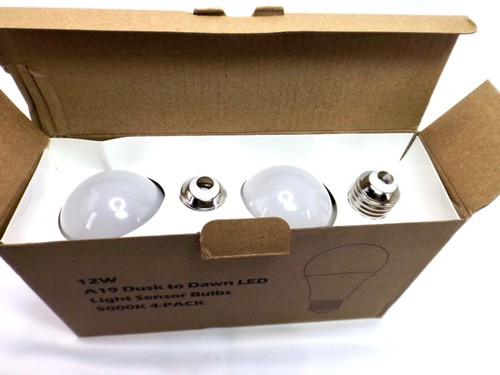 Dusk to Dawn Light Bulbs A19 LED Sensor Bulbs Automatic On/Off Daylight - Picture 2 of 5