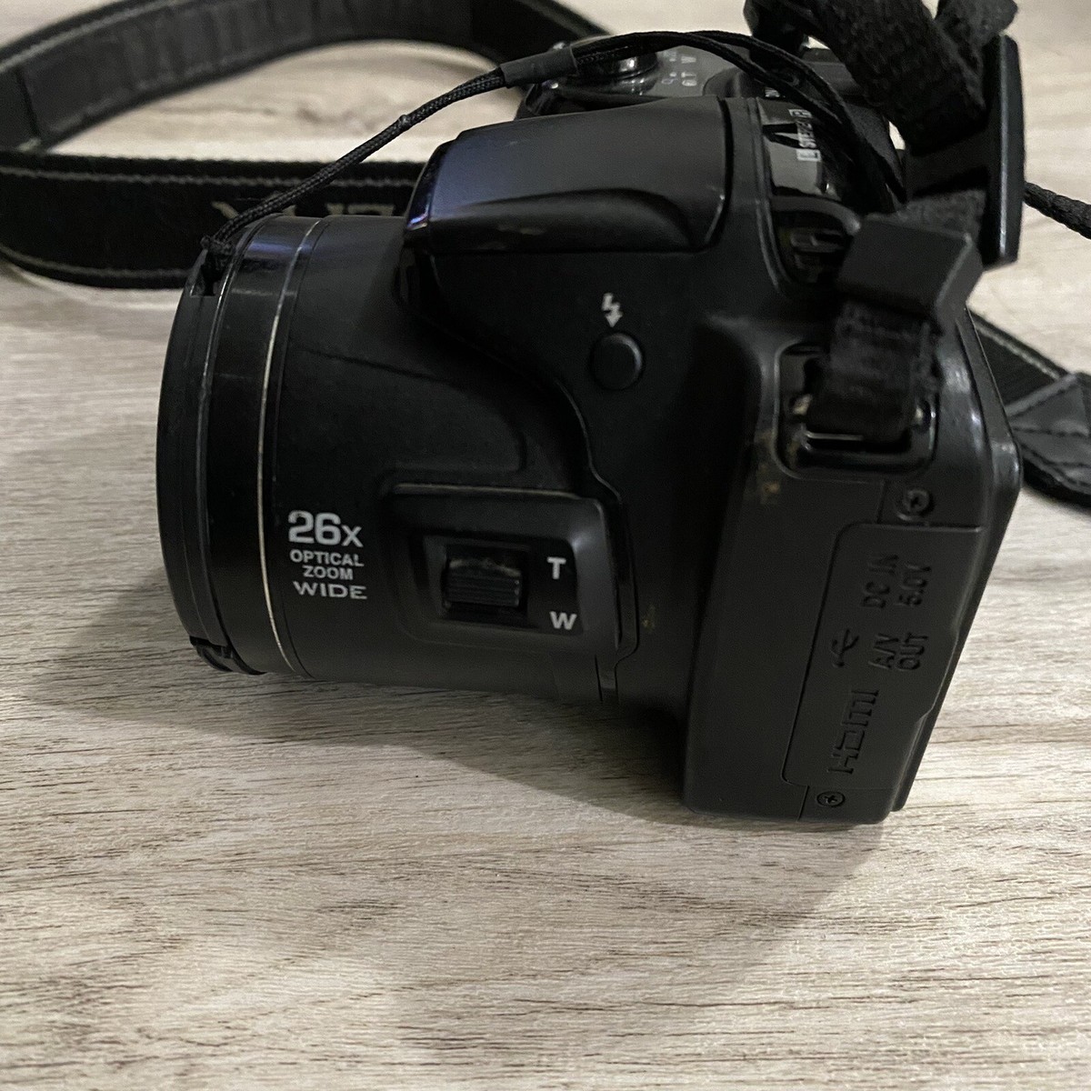 Nikon Coolpix L810 16.1 MP 26x Optical Zoom Compact Digital Nikon Coolpix L810 16.1 MP 26x Optical Zoom Compact Digital