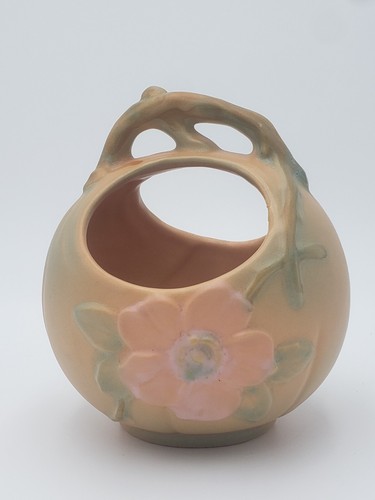 "Bonito jarrón/plantadora cesta de cerámica ""Rosa salvaje"" bonita vintage de 1930 de cerámica Weller - Imagen 9 de 12
