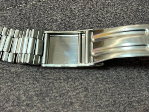 NOS Citizen 20mm Curved Ends Folding Clasp Watch Band Original - Picture 9 of 12