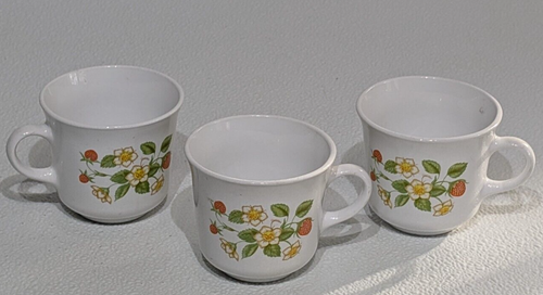 Tazzine da caffè Corelle "Strawberry Sunday" - MADE IN USA - Foto 1 di 5