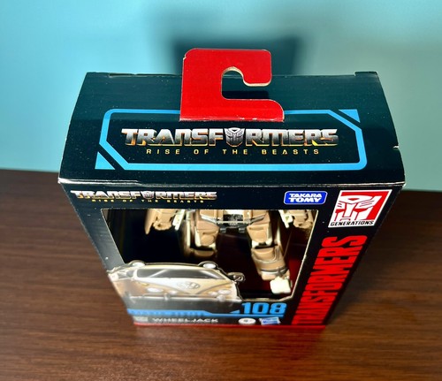 2024 Hasbro - Transformers: Rise of the Beasts Studio Series - AUTOBOT WHEELJACK - Picture 3 of 9