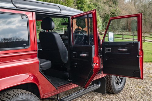 1985 Land Rover 110 3.9L V8 V8 Frame Off Restoration, Automatic, Air-Con - Picture 22 of 40
