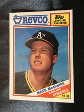 BASEBALL TRADING CARD    1988 MARK MCGWIRE   #17