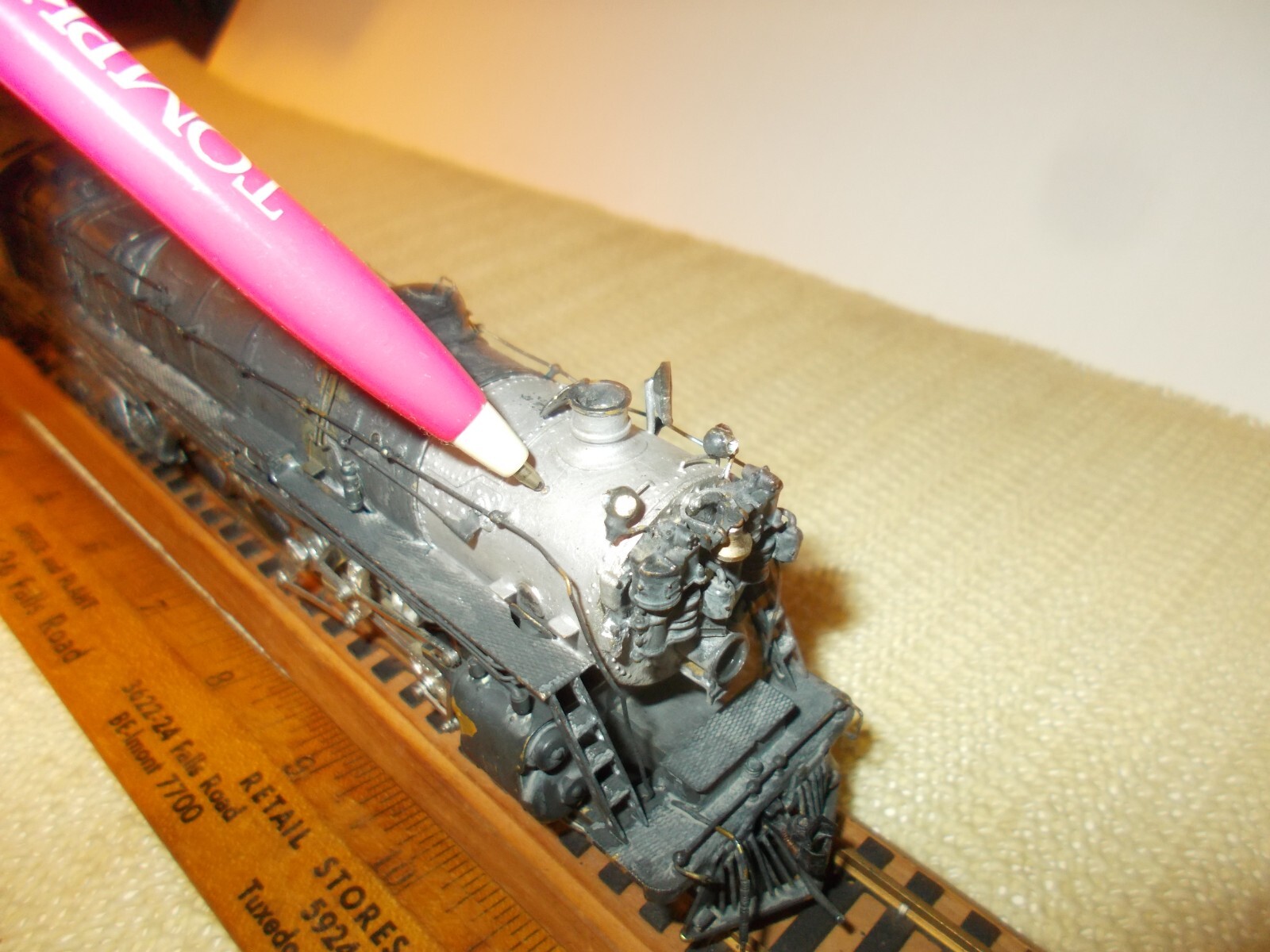 Picture 11 of 24