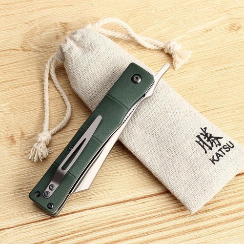 Versatile 4.5-Inch G10 Folder with D2 Steel Blade & Traditional Japanese Design - Picture 6 of 7