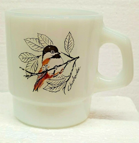 VTG FIRE KING ANCHOR HOCKING CUP MUG CARDINAL CHICKADEE WHITE MILK GLASS 32