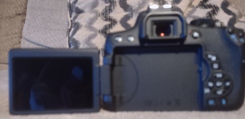 Canon Eos Rebel t6i Camera Bundle With Boya Mic,2 Batteries,Charger And Case - Picture 5 of 11