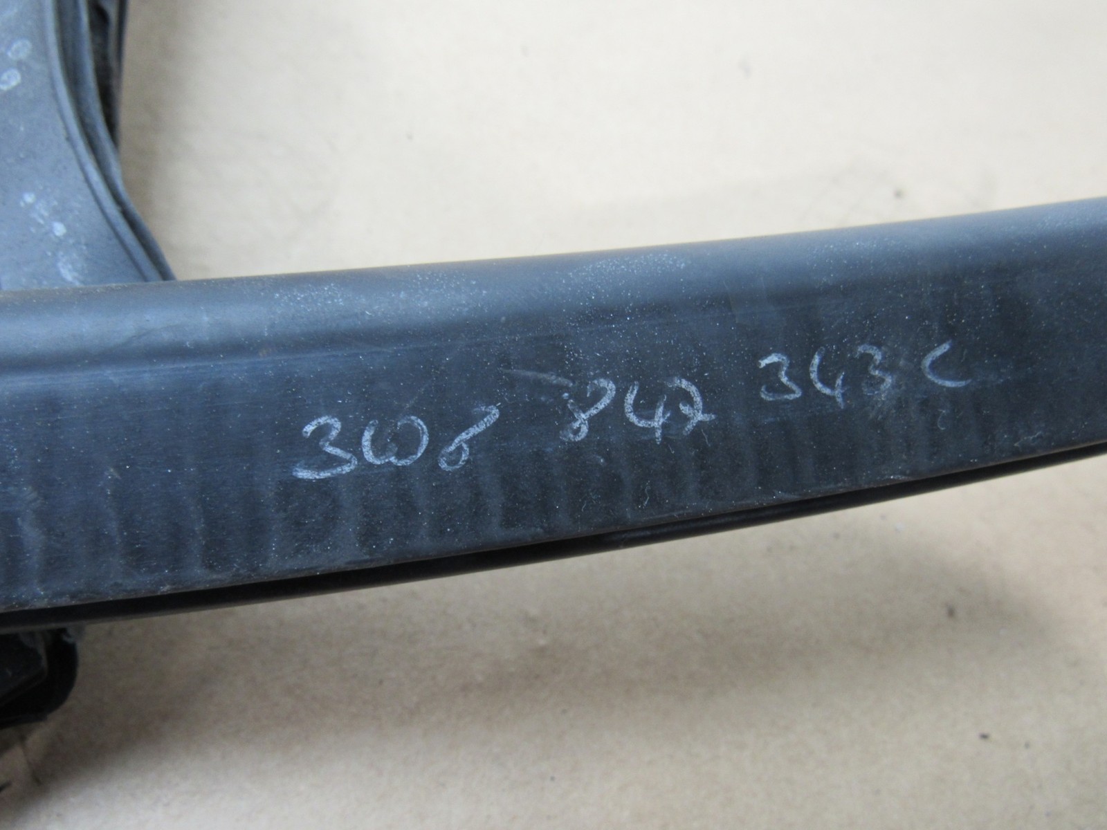 Bentley Continental GT 2012 Left Driver Door Window Weatherstrip Seal 11-18 ;#3