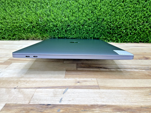 Apple MacBook Pro 2019 16" Intel Core i9 2,30 GHz 32 GB RAM 1 TB SSD MacOS Sequoia* - Foto 10 di 18