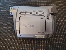Canon ZR200 ZR200A MiniDv Stereo Camcorder Video Camera With Charger TESTED