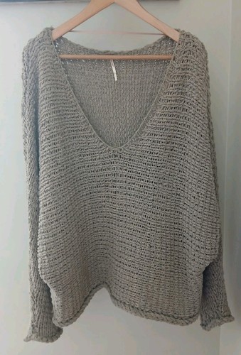 Free People Dolphin Bay Strickpullover Pullover Gr. Small grau V-Ausschnitt Oversized