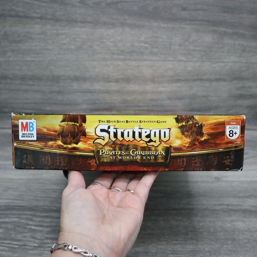 Stratego Board Game The High Seas Battle Strategy Game Pirates Of The Caribbean - Picture 9 of 18