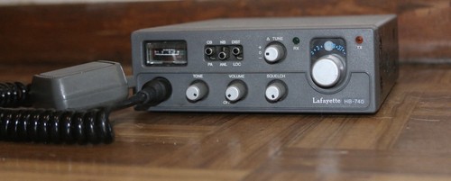 Lafayette HB-740 40ch. AM CB Radio, 1976 , made in Japan W/ MIC - Work
