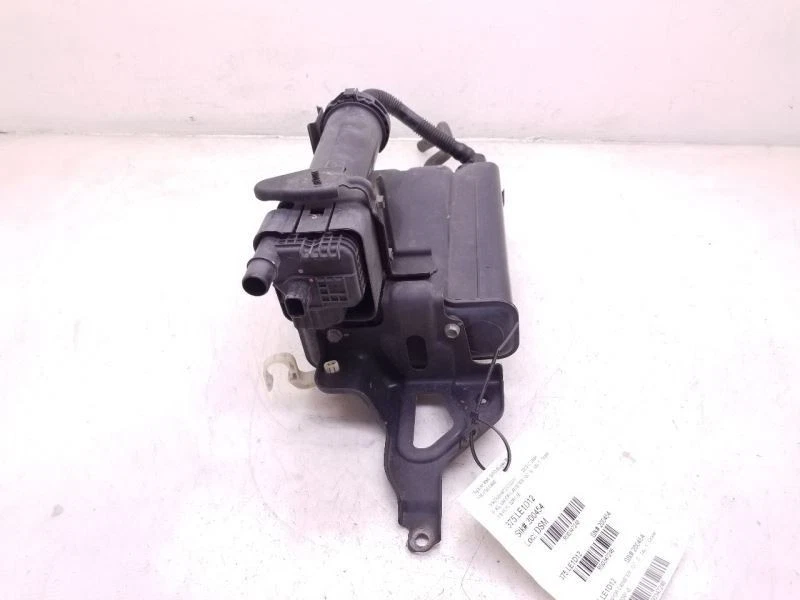 2012 LEXUS CT200H 1.8L 4CYL ТОПЛИВА ПАРА КАНИСТРА В СБОРЕ - Изображение 2 из 4