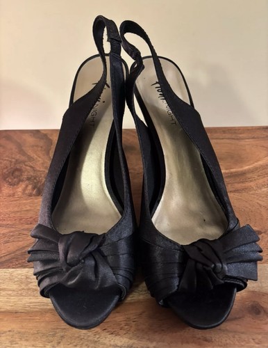 Fioni satin sling back heels size 6.5W With Box - Picture 1 of 4