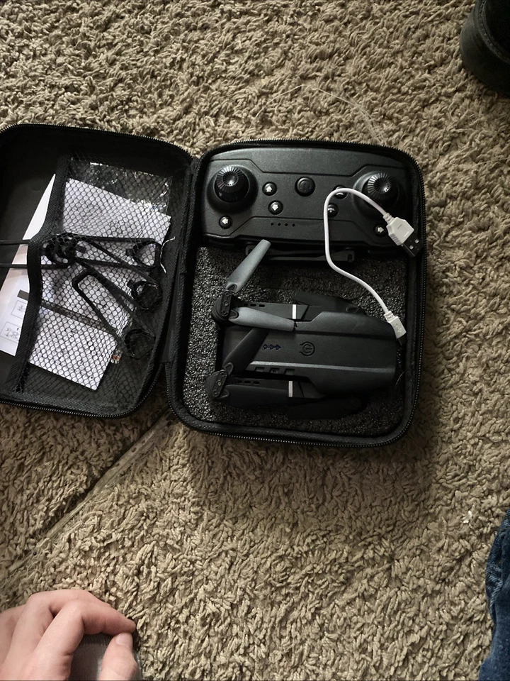 E99 Pro HD Dual Camera FPV Portable Aerial Photography Foldable Quad Drone Black - Image 4 of 4