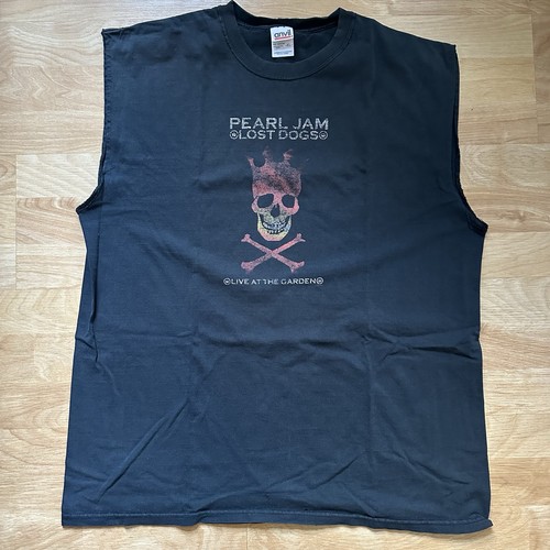 Pearl Jam Lost Dogs Live at the Garden T-shirt