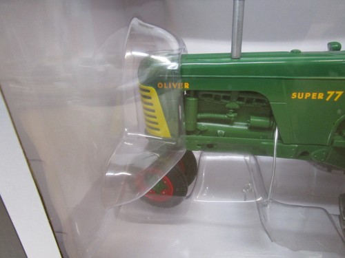 Oliver Super 77 tractor narrow front SPECCAST 1/16 diecast farm toy B11Z - Picture 3 of 8