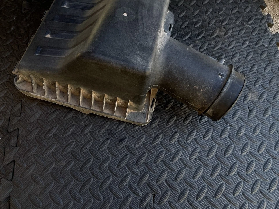 Caja de admisión filtro de aire superior Ford F-150 2009-2014 9L14-9661-AA Foto 4 de 4