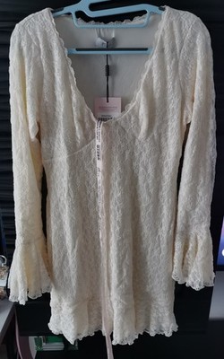 Oh Polly Nara Langarm-Minikleid mit Rüschenspitze in Elfenbein, Größe L